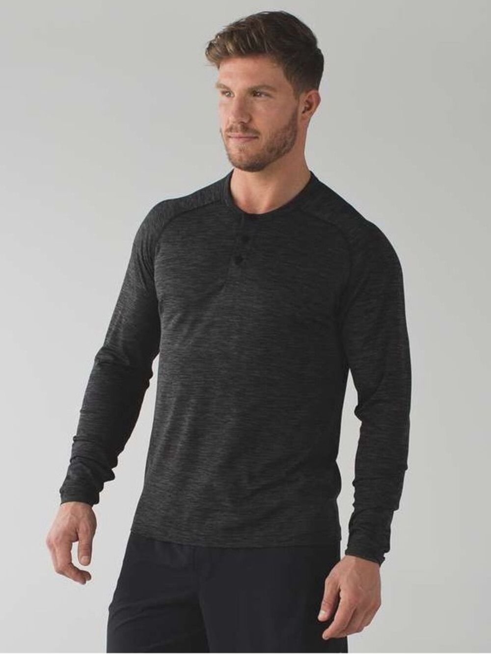 Lululemon Metal Vent Tech Long Sleeve Henley
Slate / Black Size XXL
